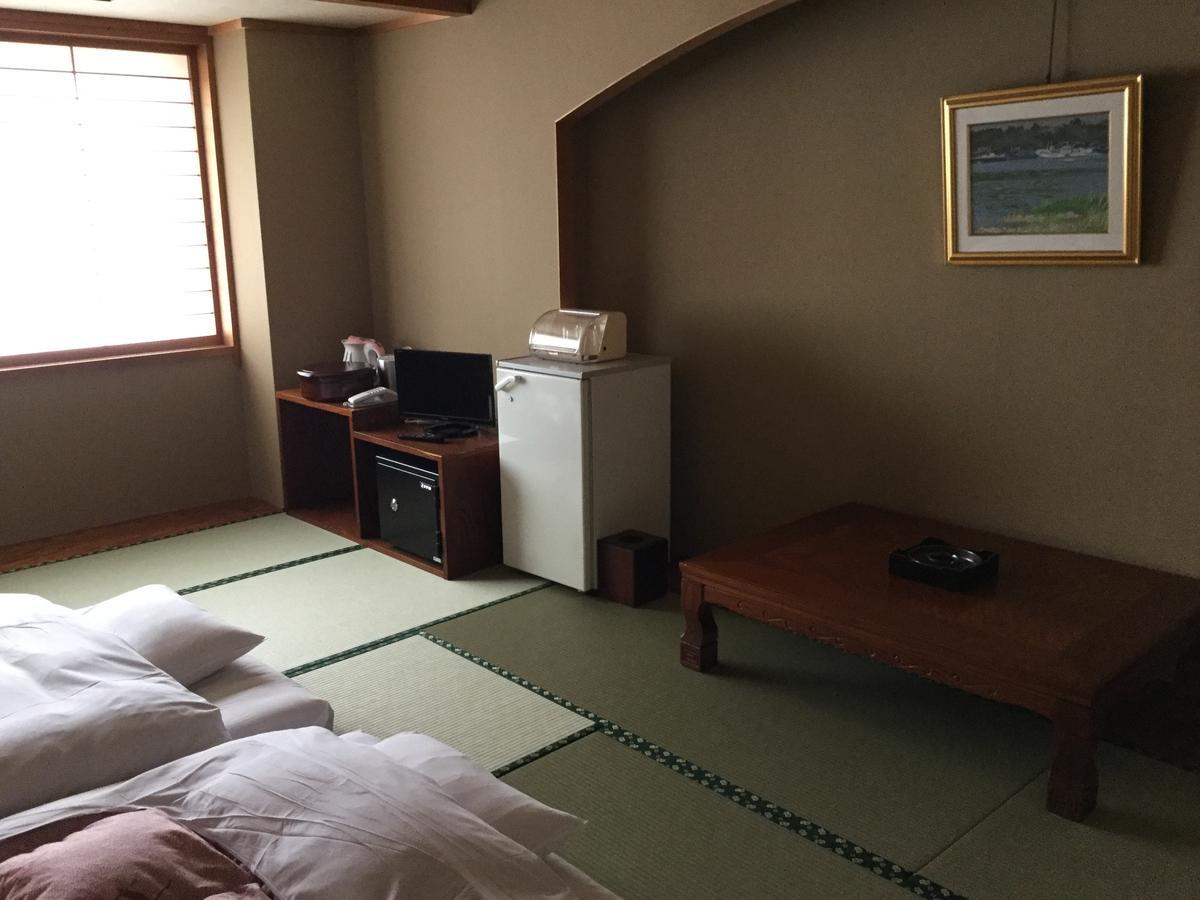 Utsunomiya Inter Resort Hotel & Golf Tsuru Country Club Экстерьер фото